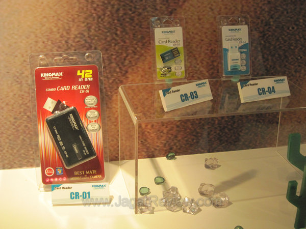 8 Kingmax Card Reader kiri ke kanan CR 01 CR 03 CR 04