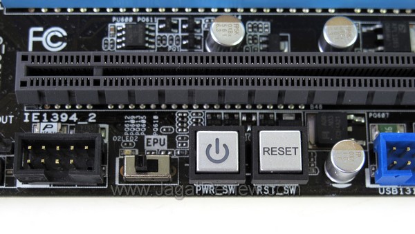 Asus_P8P67_deluxe_powerswitch