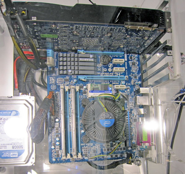 computex_2011_adata_Demo PC - mSATA SSD Demo PC mSATA SSD