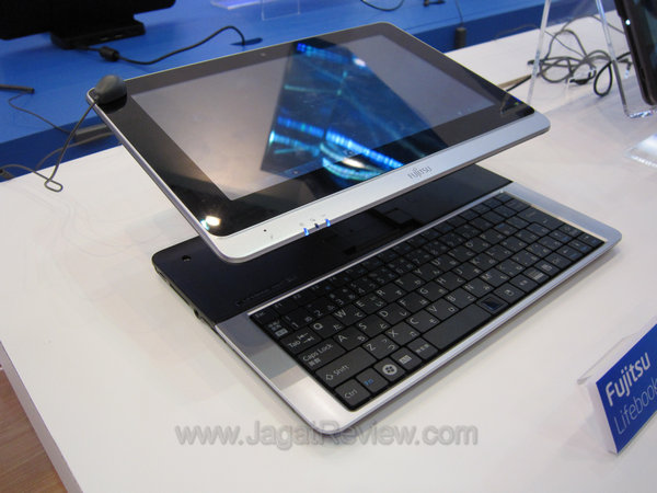 Fujitsu Lifebook TH40D - bs dilipat jd tablet dan kl mau ngetik bs dikeluarin keyboardnya Fujitsu Lifebook TH40D bs dilipat jd tablet dan kl mau ngetik bs dikeluarin keyboardnya