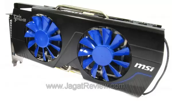 Preview MSI GTX580 Lightning Xtreme Edition: VRAM yang lebih Besar untuk Gamer 9 GTX580XE VGA2