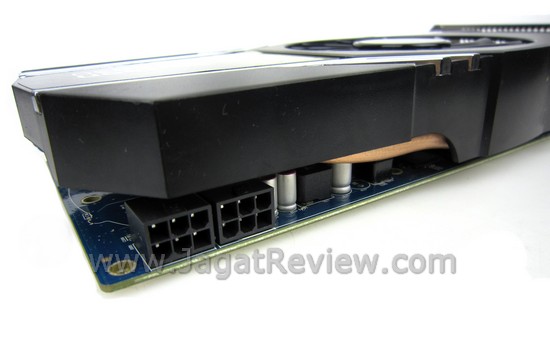 Review Sapphire HD 5830 Xtreme: Cypress, Si IMG 0327