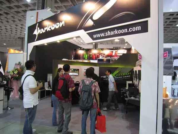 Computex 2011 Booth Raid: Sharkoon! 2 IMG 0523