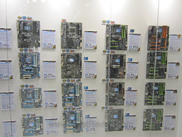 computex_2011_gigabyte_Jajaran Board Sebelah Kanan Jajaran Board Sebelah Kanan