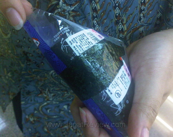 Onigiri Cabut sisi sisinya