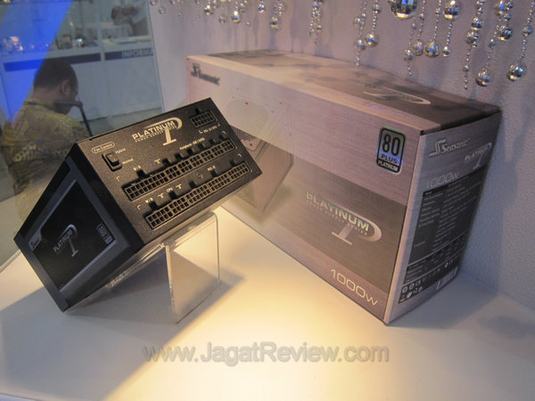 computex2011 03 Seasonic Platinum 1000W