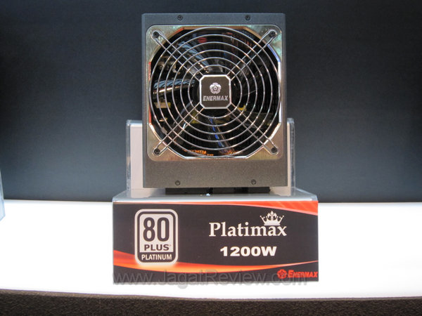 computex2011 05 Enermax Platimax 1200W computex2011 05 Enermax Platimax 1200W