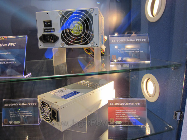 computex2011 10 Seasonic SS 550ES SS 500L2U Active PFC