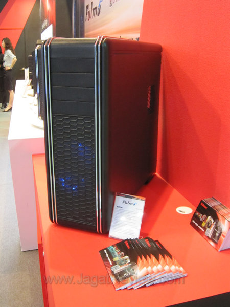 computex2011 13_1 Enermax Fulmo GT computex2011 13 1 Enermax Fulmo GT