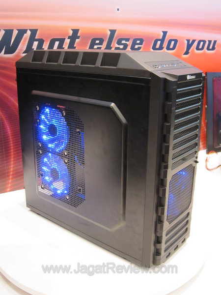 computex2011 15 Enermax Hoplite computex2011 15 Enermax Hoplite