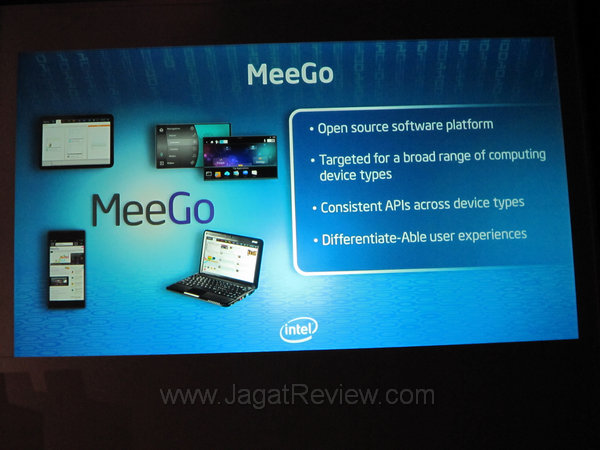 computex2011_intel booth babes_fix 20_4 computex2011 intel booth babes fix 20 4