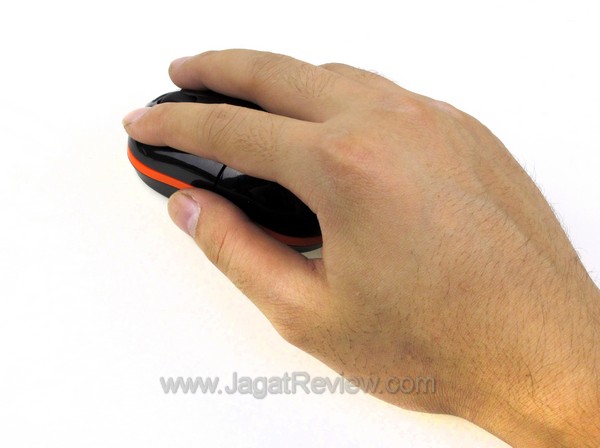 imation_wireless_mini_optical_mouse_hand imation wireless mini optical mouse hand