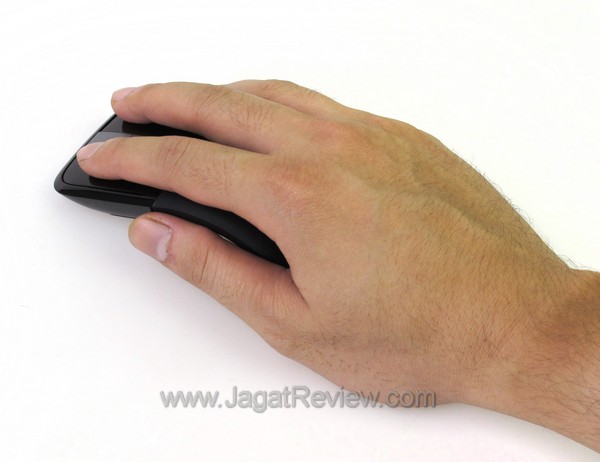 microsoft_arc_touch_mouse_hand microsoft arc touch mouse hand