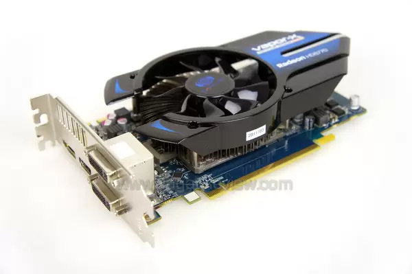 Review Sapphire Radeon HD 6770 Vapor-X OC Edition: Hidup Baru Juniper XT 4 sapphire hd 6770 vaporx card 1