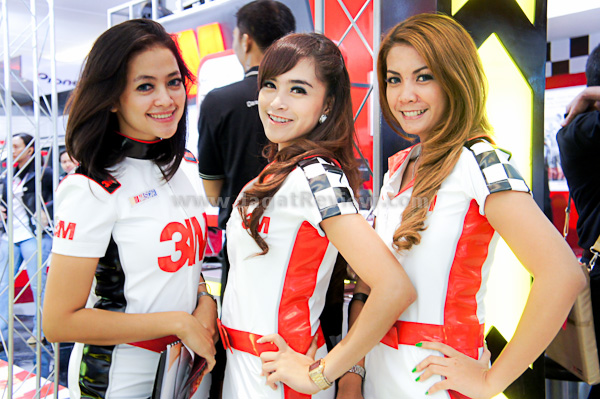 Boothbabes IIMS Part 1 8 20110722 DSC08104