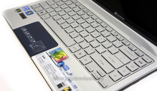 Review Gateway ID47H : Notebook Cantik dengan Layar Berkesan Frameless 10 Gateway ID47H 9
