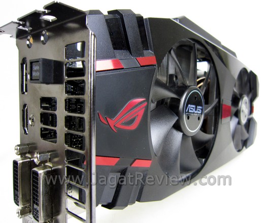 Review ASUS Matrix GTX 580 Platinum: Kaya Feature Untuk Extreme User 2 IMG 0645