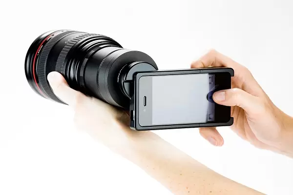 Photojojo: Menyambungkan Lensa SLR Dengan Kamera iPhone 1 Photojojo