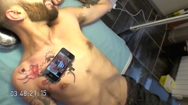 Kode QR: Bagian Dari Tato di Masa Depan 2 Tato kode QR