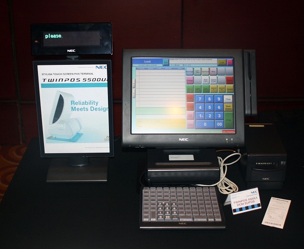 NEC Indonesia Luncurkan Empat Solusi TI Terbaru 6 Terminal POS NEC