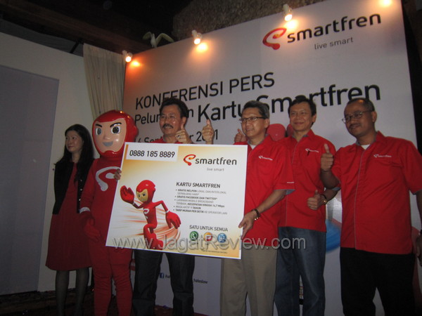 Smartfren, Kartu CDMA dengan Feature Terlengkap 10 IMG 0954