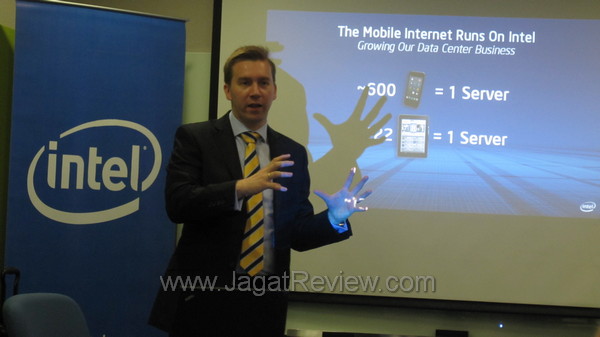 Nick Knuppfer Nick Knuppfer