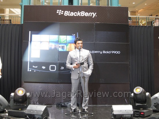 Dua BlackBerry Terbaru Sudah Tersedia di Indonesia! 6 RIM Bold 990001