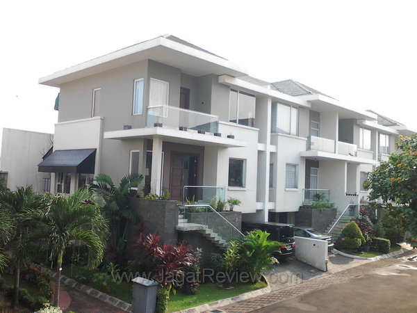 Samsung Galaxy Tab 10.1 - Outdoor Kamera Depan Samsung Galaxy Tab 10.1 Outdoor Kamera Depan