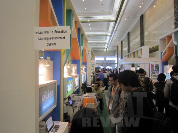 pameran inaicta 2011 IMG 3133