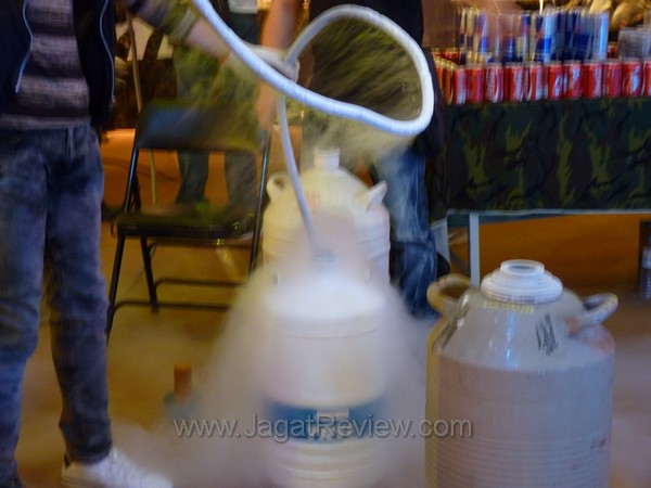 ln2-moa-2011-taipei P1070839