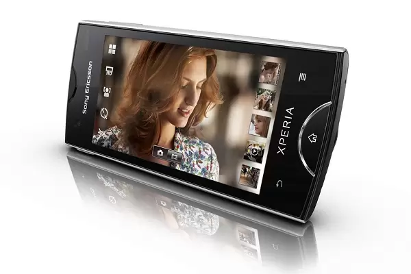 Sony Ericsson Luncurkan Smartphone Cantik Xperia Ray 5 Xperia ray CA02 White re