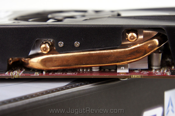 powercolor hd 6870 x2 jagatreview heatpipe 02 powercolor hd 6870 x2 jagatreview heatpipe 02