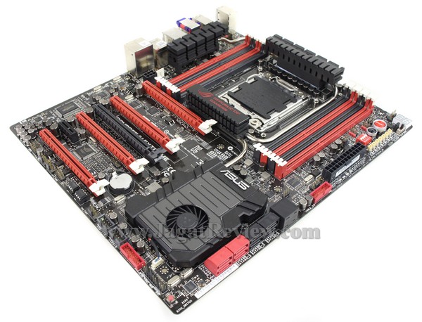 ASUS Rampage IV Extreme 18