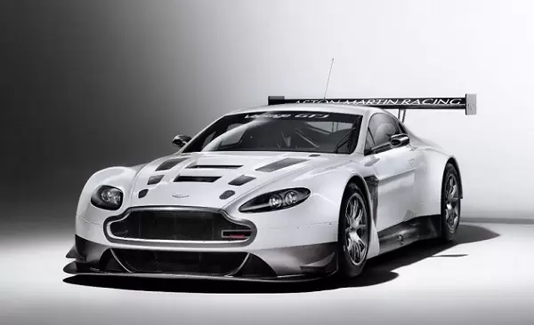 Aston Martin V12 Vantage GT3 Siap Menaklukkan Kompetisi Balap di 2012 3 Aston Martin V12 Vantage GT3 Front
