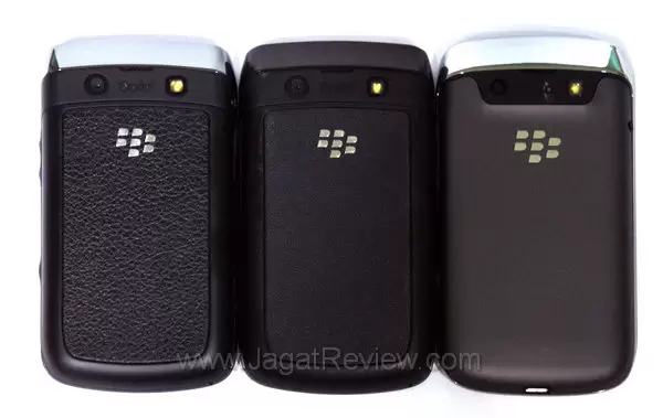 Blackberry Bold 9790 - Perbandingan Belakang Blackberry Bold 9790 Perbandingan Belakang