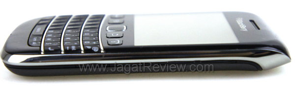 Blackberry Bold 9790 - Sisi Kanan Blackberry Bold 9790 Sisi Kanan