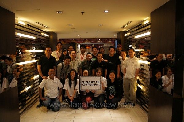 GB_X79PlugFest_day2_22 GB X79PlugFest day2 22