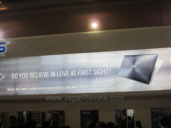 asus-zenbook IMG 1658