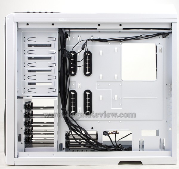 SONY DSC NZXT Phantom White 15