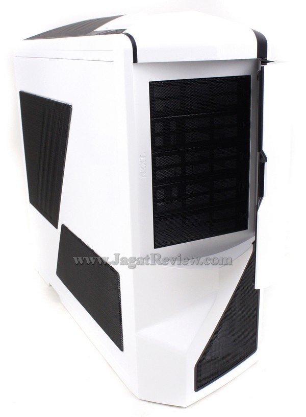 SONY DSC NZXT Phantom White 2