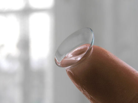 5 Tips Mengurangi Dampak Radiasi Monitor 5 silicone hydrogel contact lenses