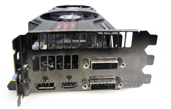 ASUS GTX580 DCUII 14