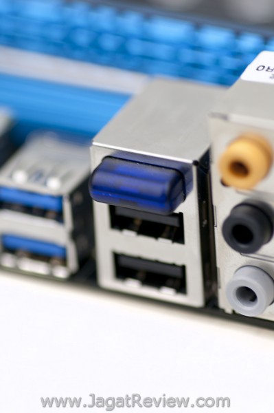 ASUS P9X79 Pro Board BlueTooth