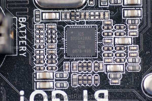ASUS P9X79 Pro Chipset ICS 32SQ428AL