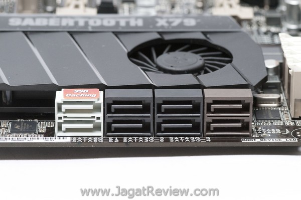 ASUS_Sabretooth_X79_Board_SATA ASUS Sabretooth X79 Board SATA