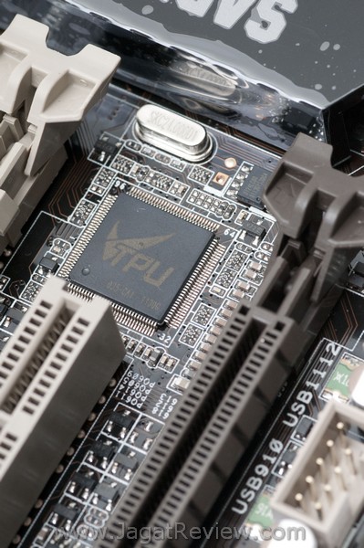 ASUS_Sabretooth_X79_Chipset_TPU ASUS Sabretooth X79 Chipset TPU