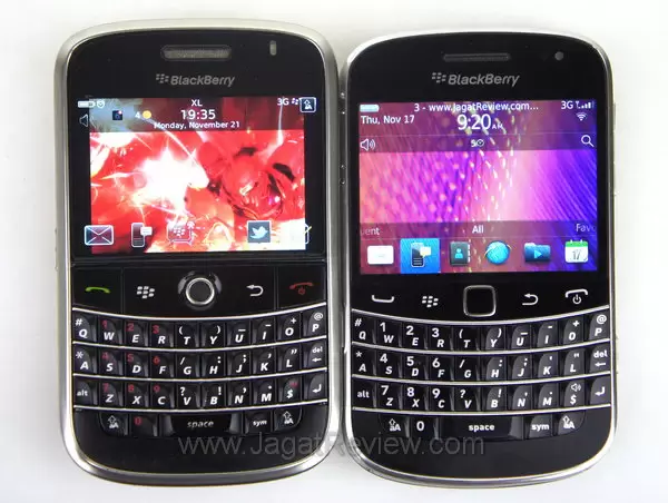 Blackberry Bold 9900 - Perbandingan Depan Blackberry Bold 9900 Perbandingan Depan