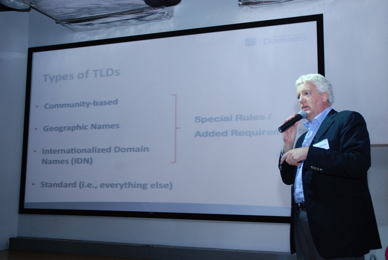 ICANN Perkenalkan Kebijakan Baru Generic Top Level Domain 7 ChrisDisspaingTLDDec14