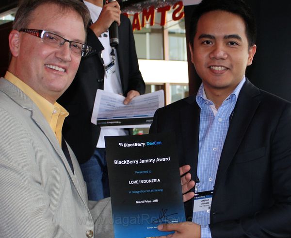 Love-Indonesia Love Indonesia