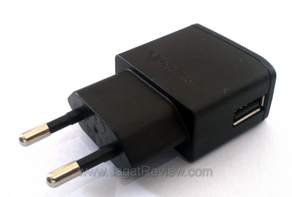 Xperia Neo - Adaptor Xperia Neo Adaptor